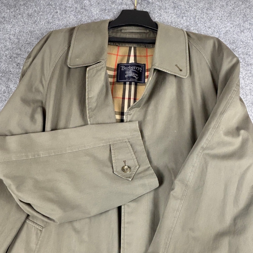 Vintage Burberry's Mens 46L Trench Coat Olive-Khaki Nova Check Removable Liner